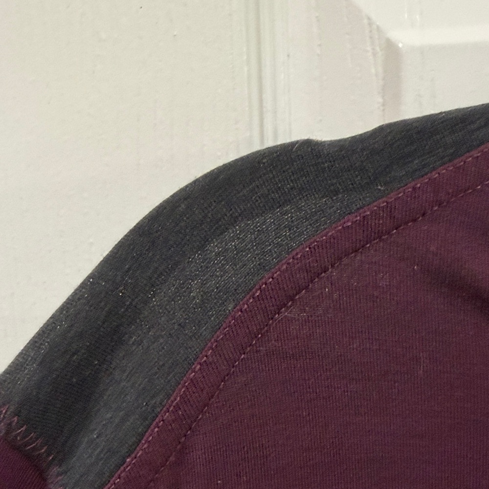 Brooks Maroon Long Sleeve Athletic Shirt Size M - Picture 4 of 11